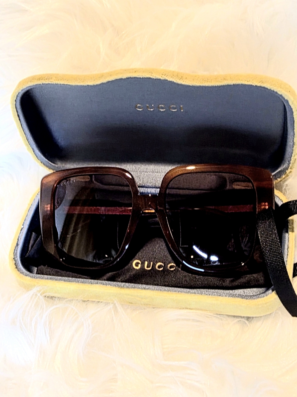 Gucci Oversized Square Sunglasses in Havana/Tortoise NWOT Case & Dust Bag